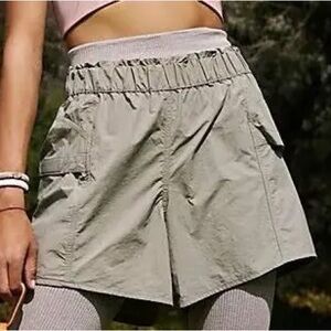 FP Movement In The Wild Shorts Womens Athletic Yoga Shorts Grey Olive NWT-M